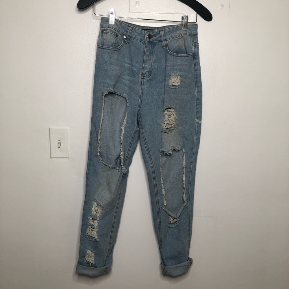 Missguided Extreme Rip Mom Jeans